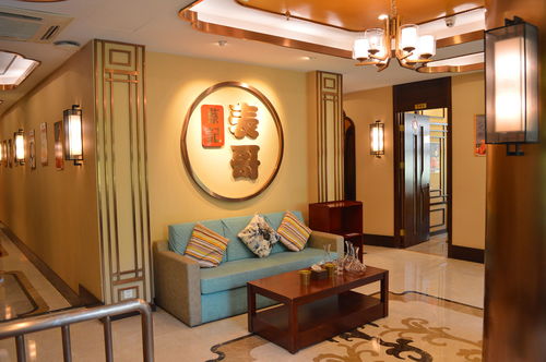 2021鳳凰網(wǎng)美食盛典北京提名餐廳丨表哥香港海鮮火鍋